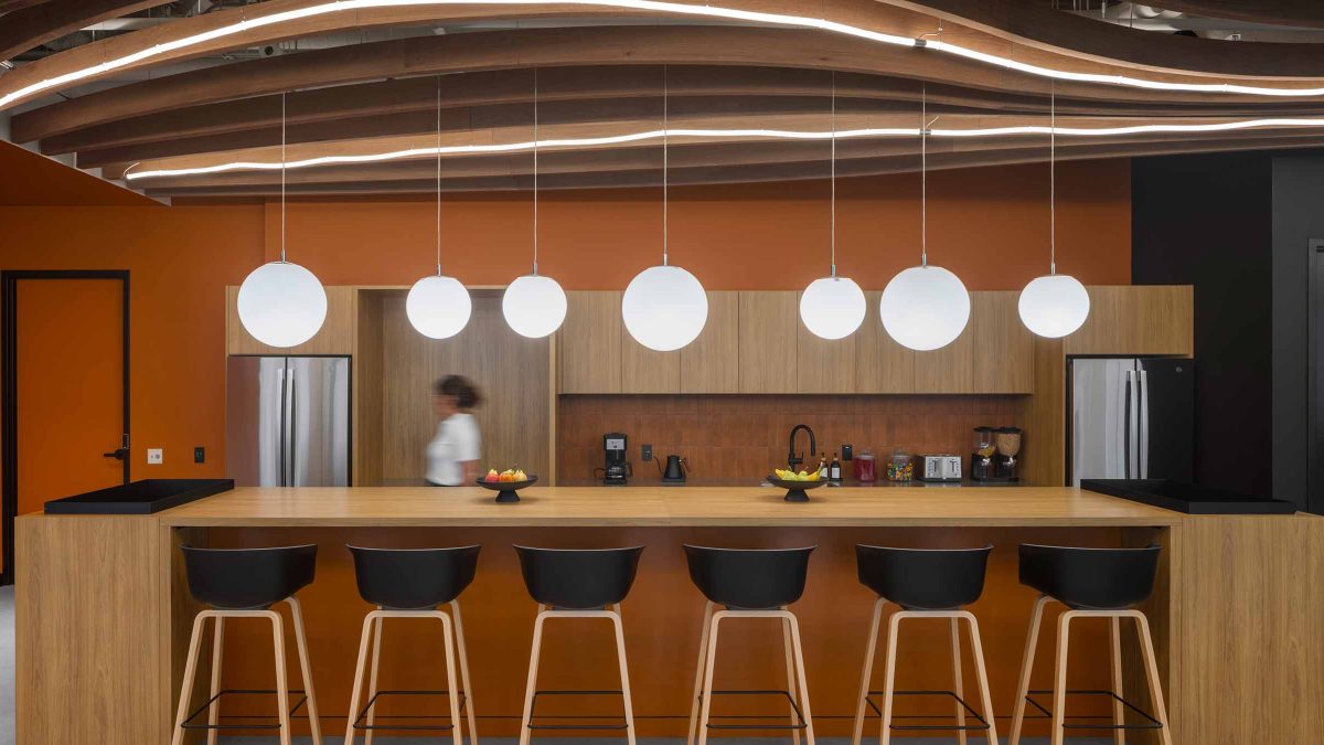 mmoser-chantal-frenette-toronto-workplace-design-for-the-tech-sector-global-gaming-company